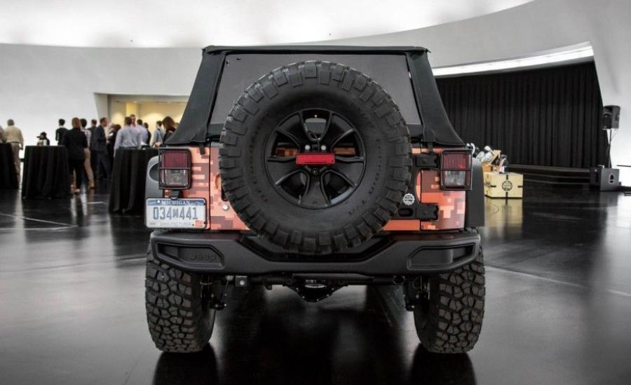  Jeep Trailstorm Concept 2016 года  (фото 8 из 19)
